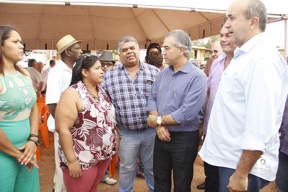 Prefeito Participa do Lançamento das Obras de Pavimentação Asfáltica do Distrito Águas do Miranda.