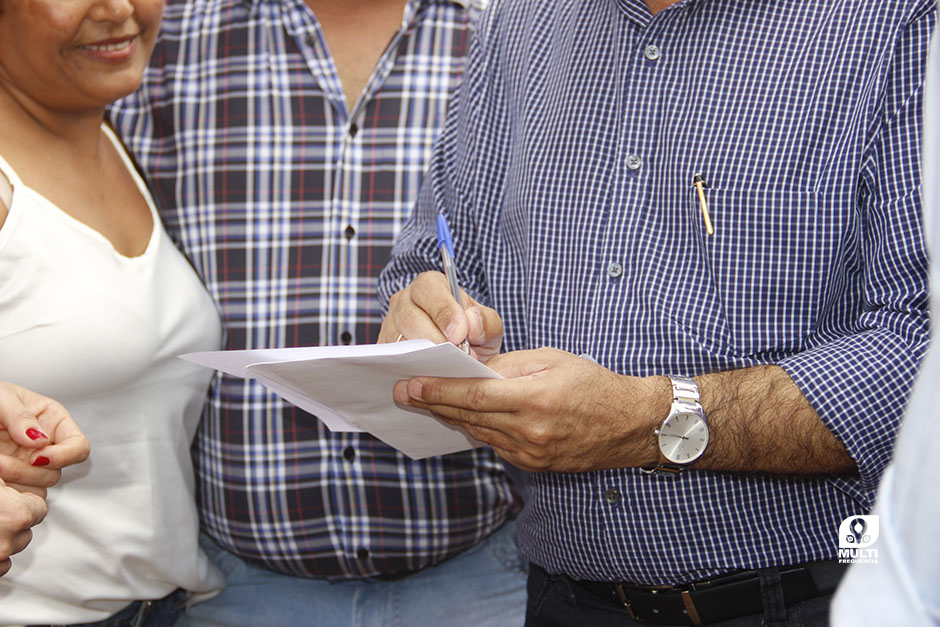 Prefeito Participa do Lançamento das Obras de Pavimentação Asfáltica do Distrito Águas do Miranda.