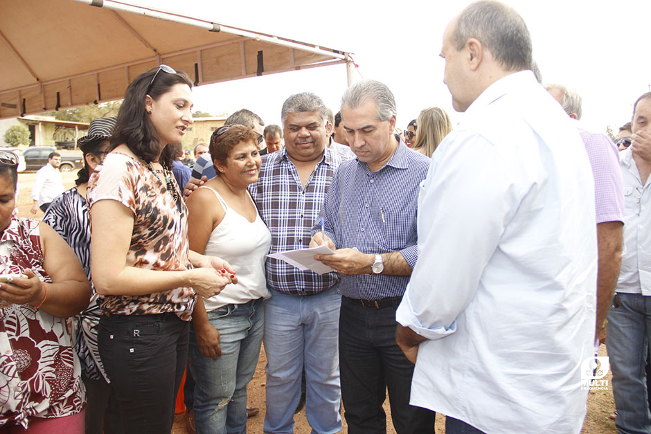 Prefeito Participa do Lançamento das Obras de Pavimentação Asfáltica do Distrito Águas do Miranda.