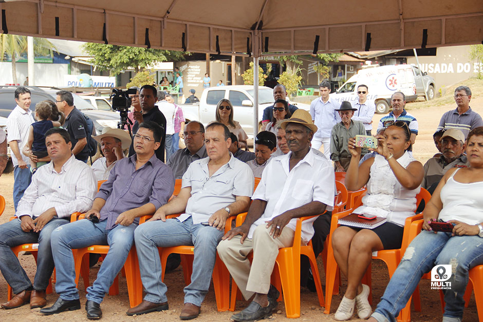 Prefeito Participa do Lançamento das Obras de Pavimentação Asfáltica do Distrito Águas do Miranda.