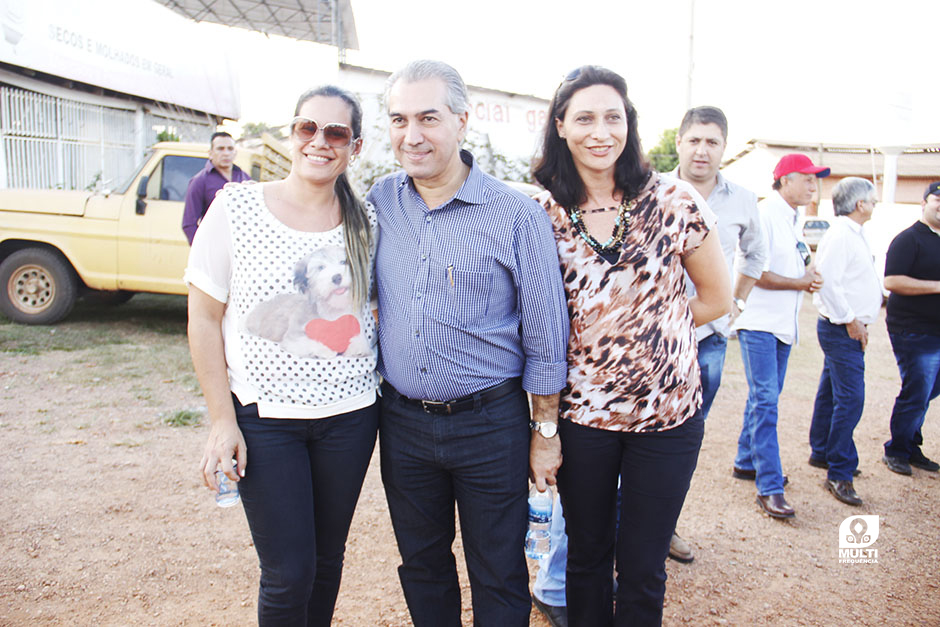 Prefeito Participa do Lançamento das Obras de Pavimentação Asfáltica do Distrito Águas do Miranda.