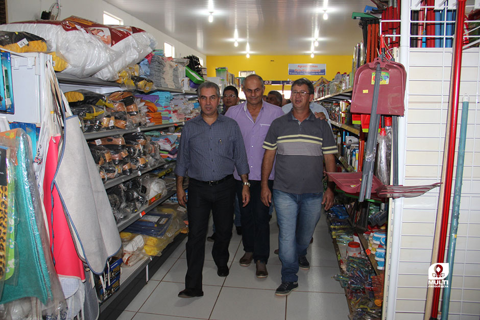 Prefeito Participa do Lançamento das Obras de Pavimentação Asfáltica do Distrito Águas do Miranda.
