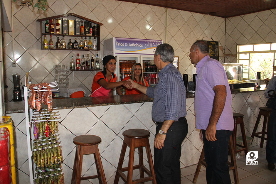 Prefeito Participa do Lançamento das Obras de Pavimentação Asfáltica do Distrito Águas do Miranda.