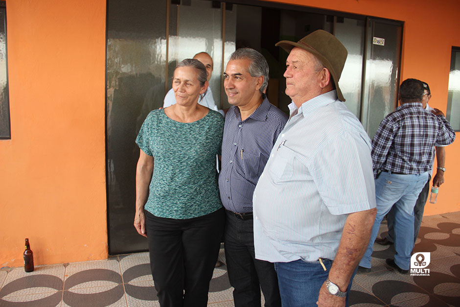 Prefeito Participa do Lançamento das Obras de Pavimentação Asfáltica do Distrito Águas do Miranda.
