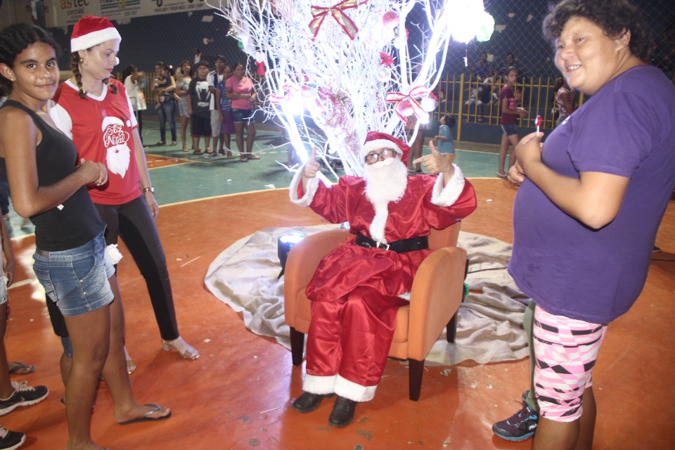 SAS Realiza festa de Natal para os beneficiários