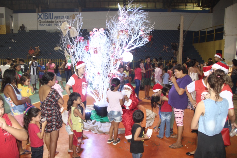 SAS Realiza festa de Natal para os beneficiários
