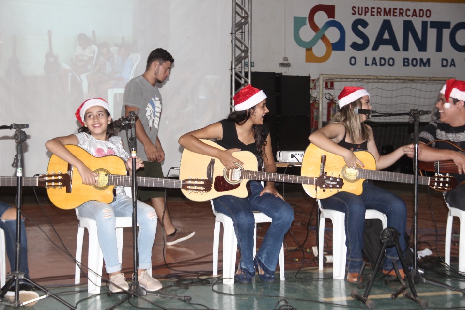 SAS Realiza festa de Natal para os beneficiários