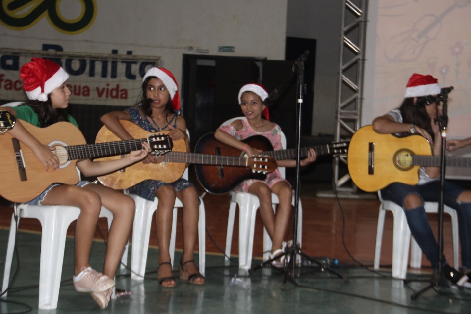SAS Realiza festa de Natal para os beneficiários