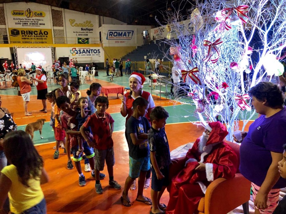 SAS Realiza festa de Natal para os beneficiários