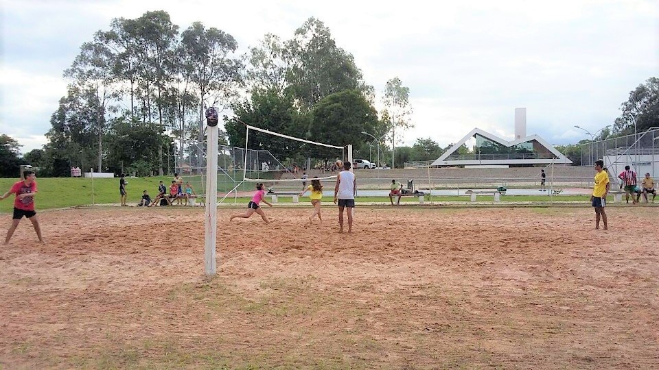Aberto todos os dias, CMU abriga inúmeras práticas esportivas