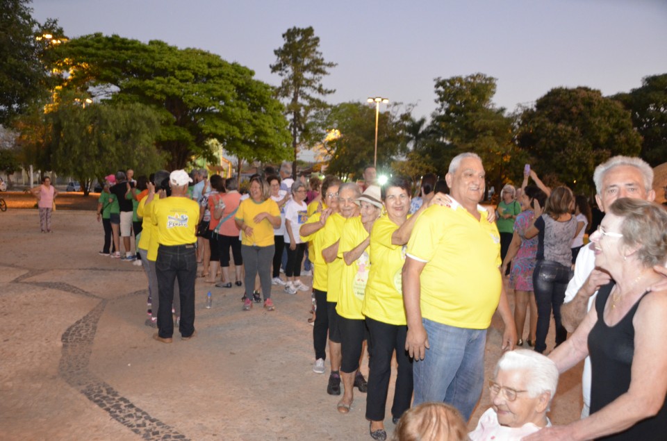 MaturiShow premia Grupo Conviver de Bonito