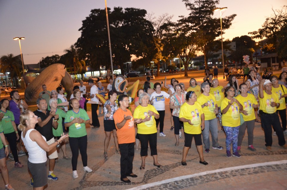 MaturiShow premia Grupo Conviver de Bonito