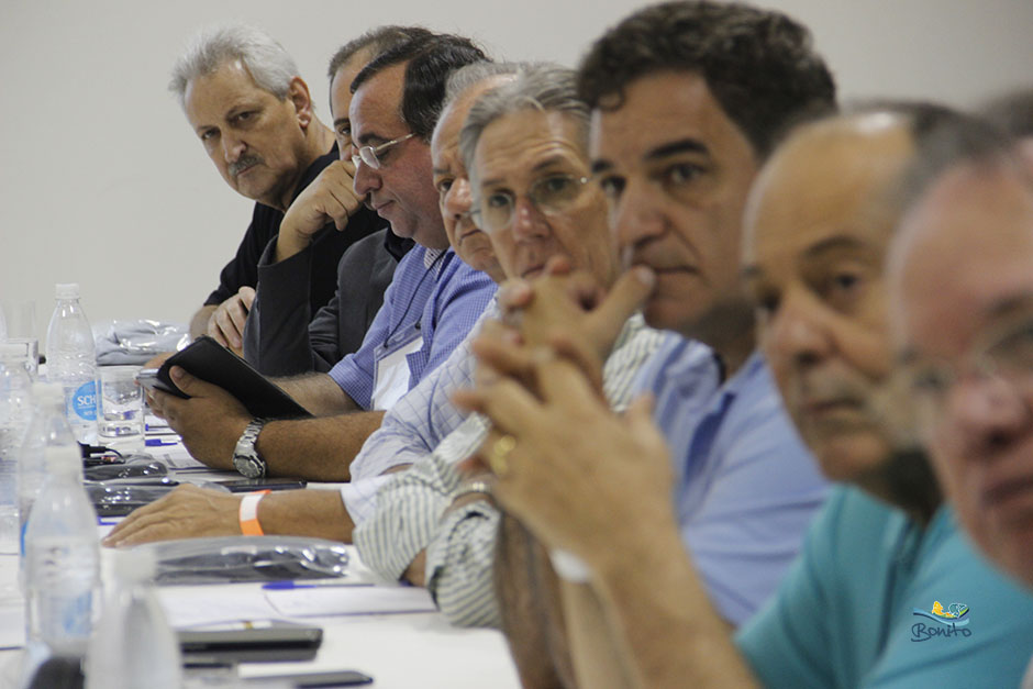 Prefeito Leleco participa de reuniões importantes em Bonito