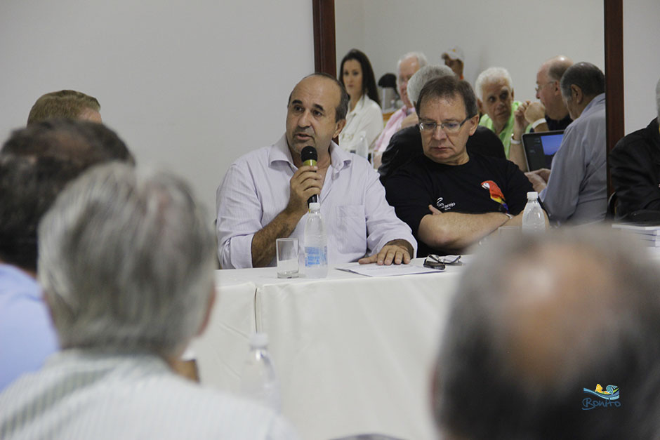 Prefeito Leleco participa de reuniões importantes em Bonito