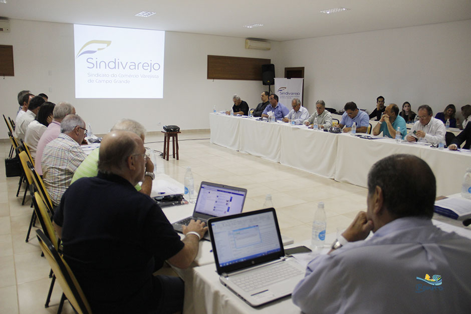 Prefeito Leleco participa de reuniões importantes em Bonito