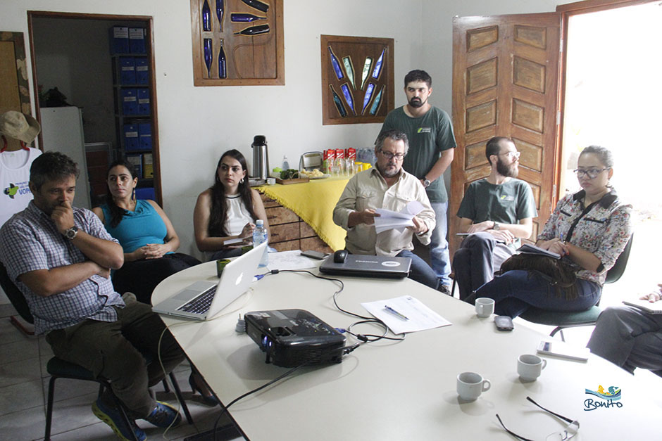 Prefeito Leleco participa de reuniões importantes em Bonito