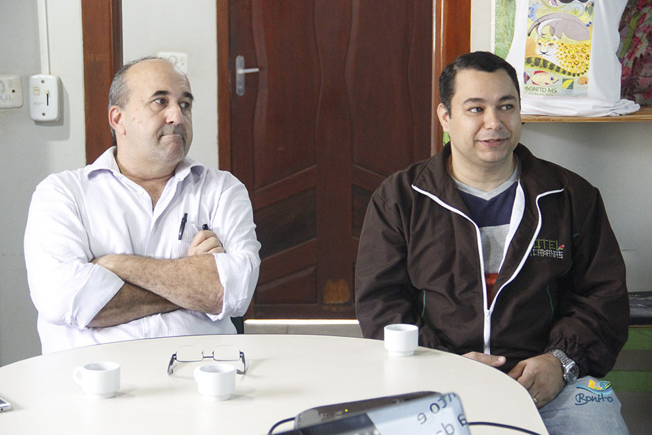 Prefeito Leleco participa de reuniões importantes em Bonito