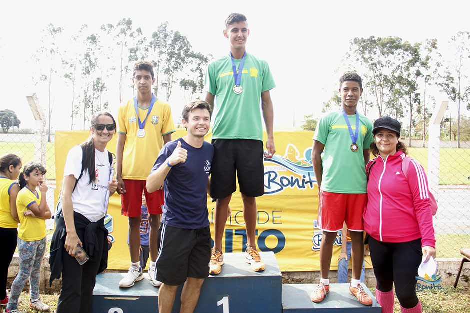 Confira as fotos das competições de atletismo dos Jogos Escolares de Bonito