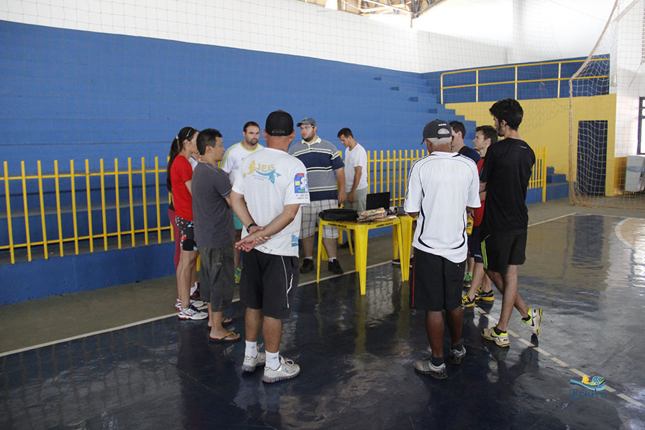 Atletas disputam as competições de xadrez, dama e tênis de mesa nos Jogos Escolares de Bonito