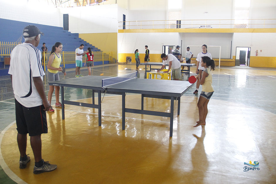 Atletas disputam as competições de xadrez, dama e tênis de mesa nos Jogos Escolares de Bonito