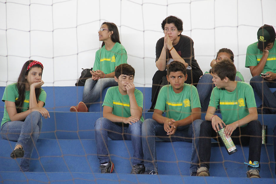 Atletas disputam as competições de xadrez, dama e tênis de mesa nos Jogos Escolares de Bonito