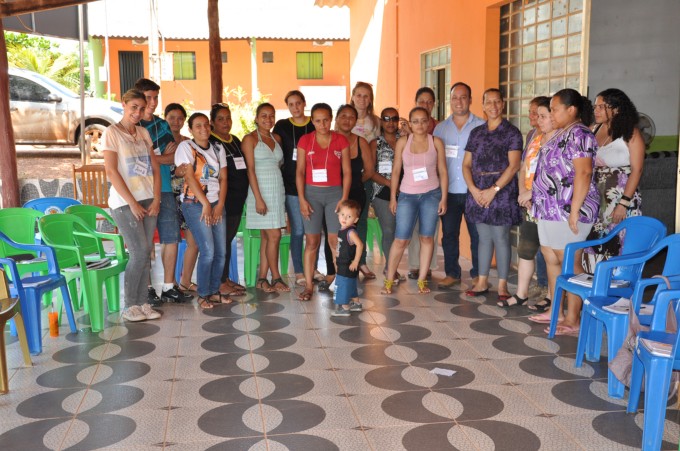 Secretaria Municipal de Turismo e SEBRAE realizam curso de atendimento no Distrito Águas