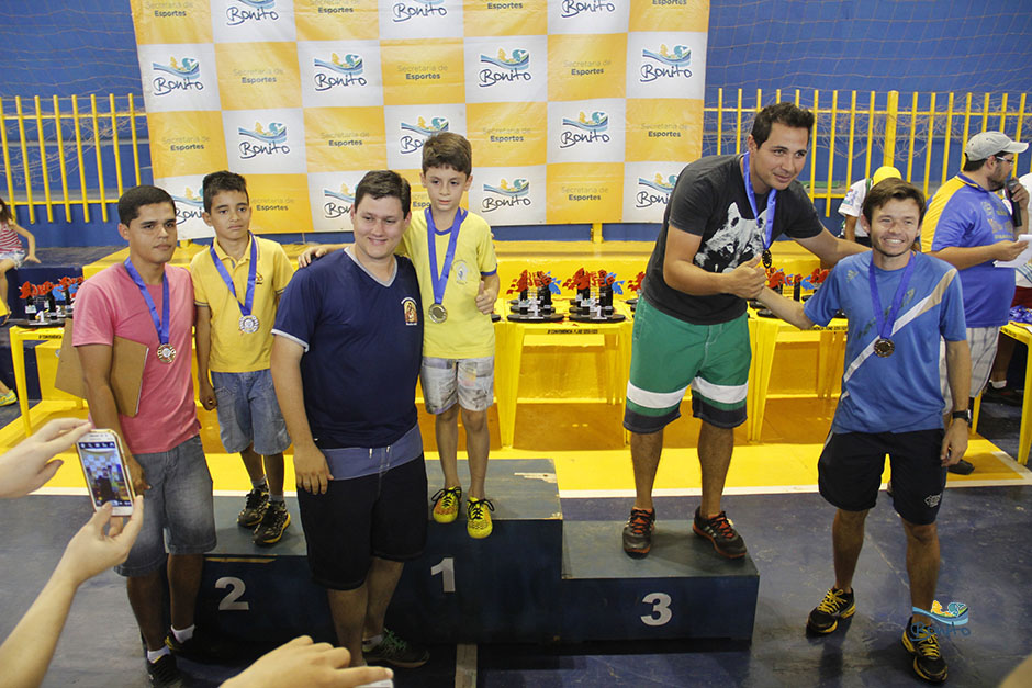 Confira as fotos de premiação dos Jogos Escolares de Bonito, modalidade individual