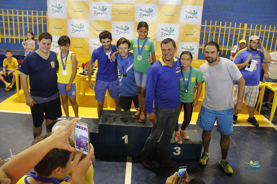 Confira as fotos de premiação dos Jogos Escolares de Bonito, modalidade individual