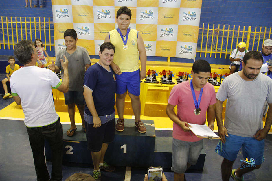 Confira as fotos de premiação dos Jogos Escolares de Bonito, modalidade individual