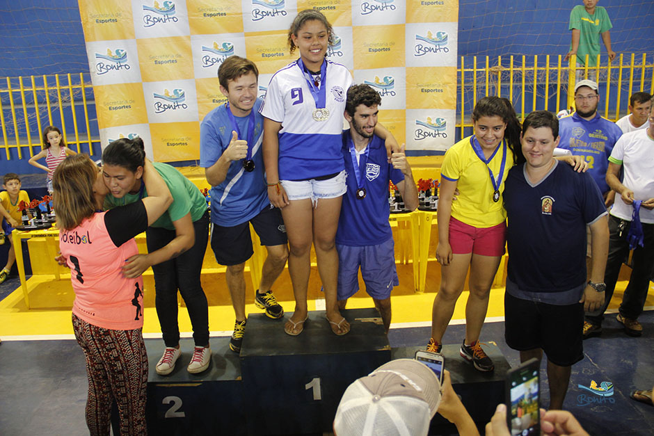 Confira as fotos de premiação dos Jogos Escolares de Bonito, modalidade individual