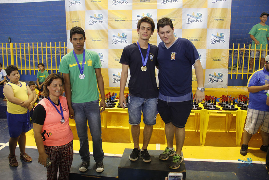 Confira as fotos de premiação dos Jogos Escolares de Bonito, modalidade individual