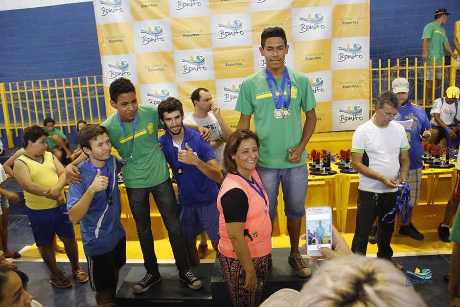 Confira as fotos de premiação dos Jogos Escolares de Bonito, modalidade individual