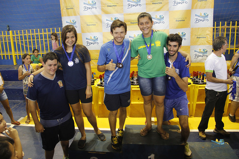 Confira as fotos de premiação dos Jogos Escolares de Bonito, modalidade individual