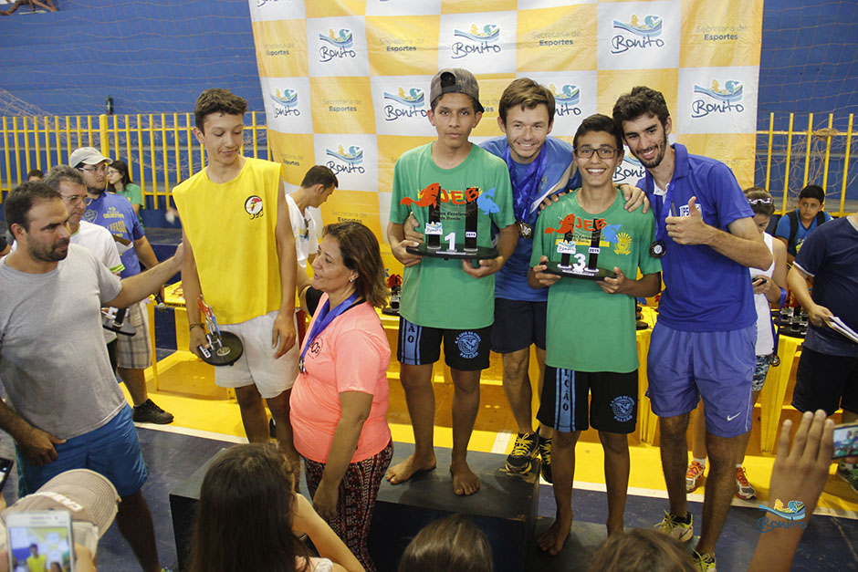 Confira as fotos de premiação dos Jogos Escolares de Bonito, modalidade individual