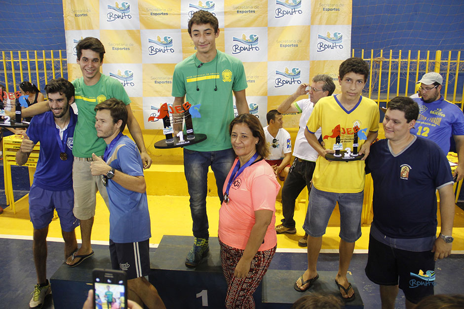 Confira as fotos de premiação dos Jogos Escolares de Bonito, modalidade individual