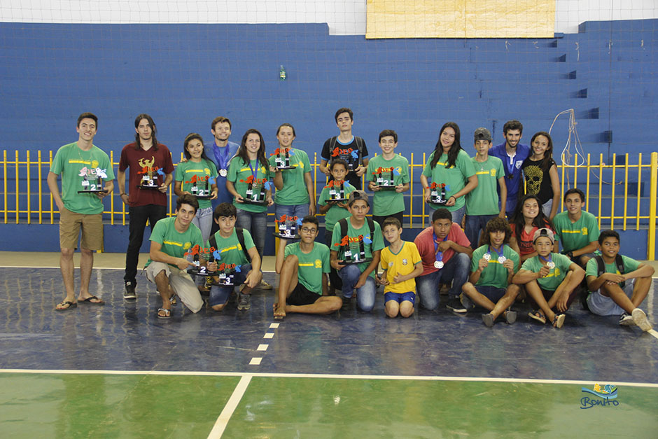 Confira as fotos de premiação dos Jogos Escolares de Bonito, modalidade individual