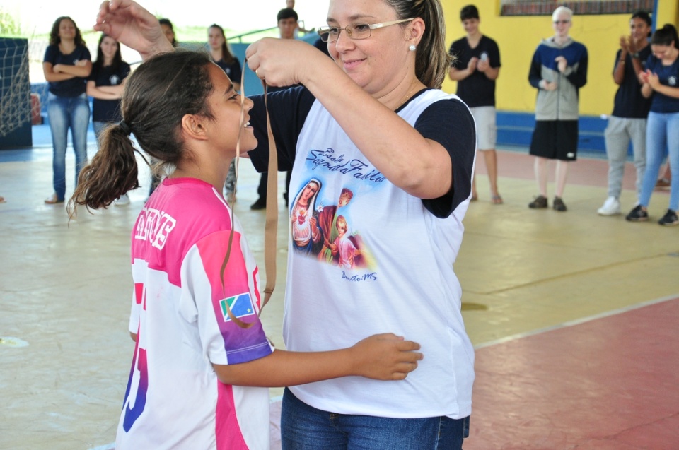 Escola Sagrada Família e BCG serão as representantes de Bonito na maior competição Escolar do Estado