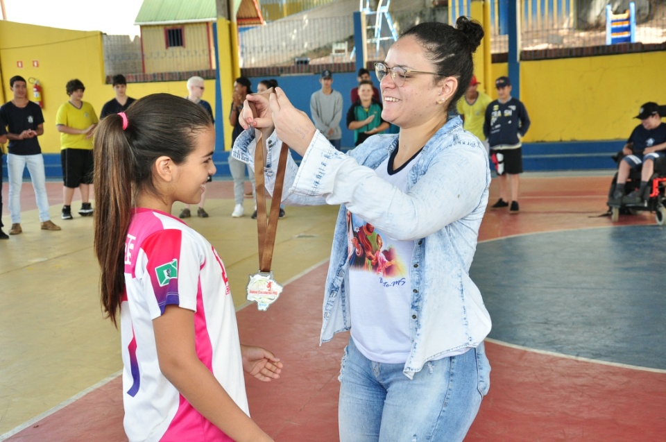 Escola Sagrada Família e BCG serão as representantes de Bonito na maior competição Escolar do Estado