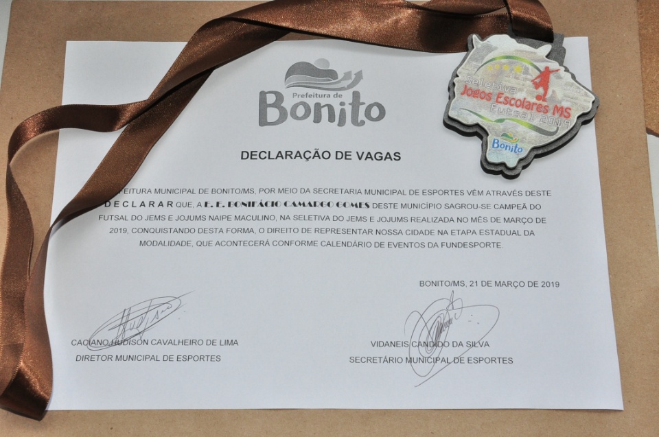 Escola Sagrada Família e BCG serão as representantes de Bonito na maior competição Escolar do Estado