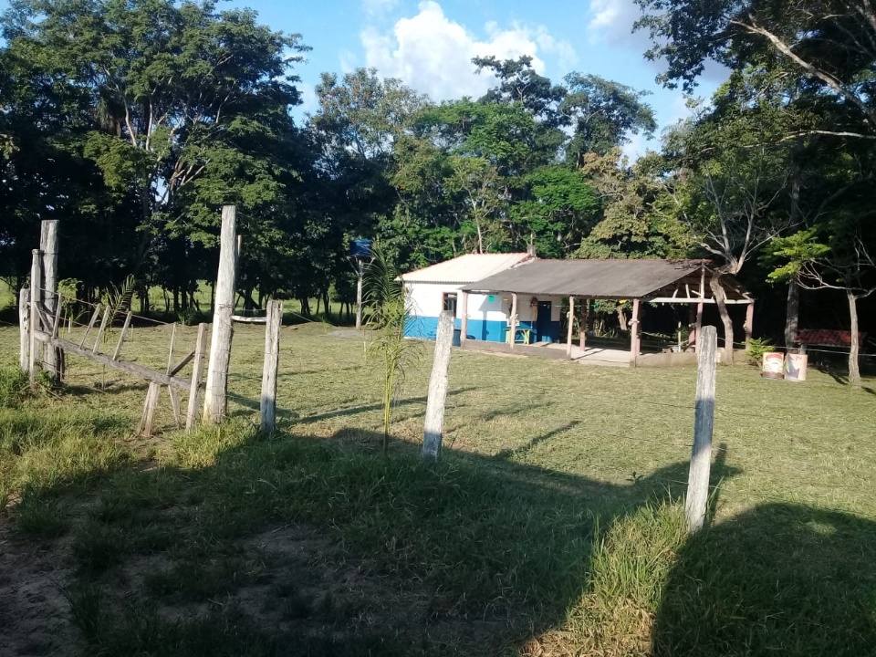 Obras realiza roçada e limpeza na Capela do Sinhôzinho