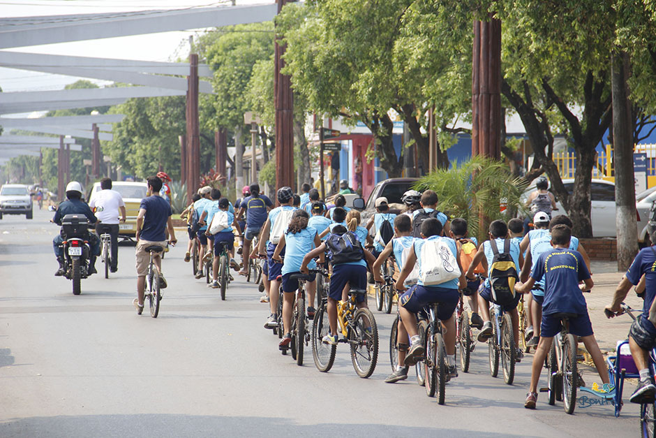 Confira a galeria de fotos do passeio ciclístico do Instituto Mirim Ambiental de Bonito