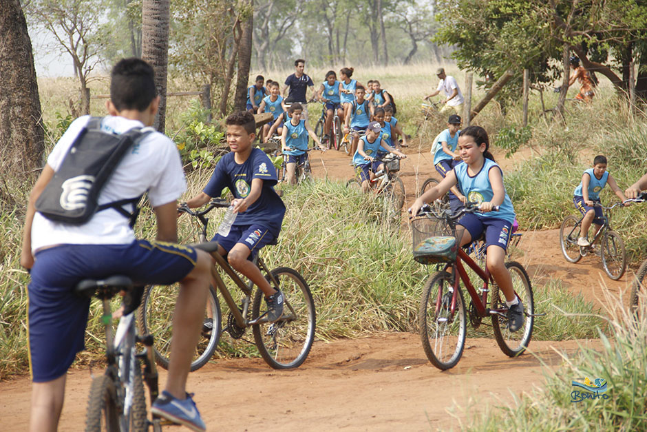 Confira a galeria de fotos do passeio ciclístico do Instituto Mirim Ambiental de Bonito