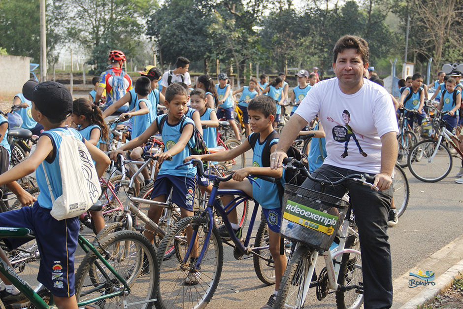 Confira a galeria de fotos do passeio ciclístico do Instituto Mirim Ambiental de Bonito