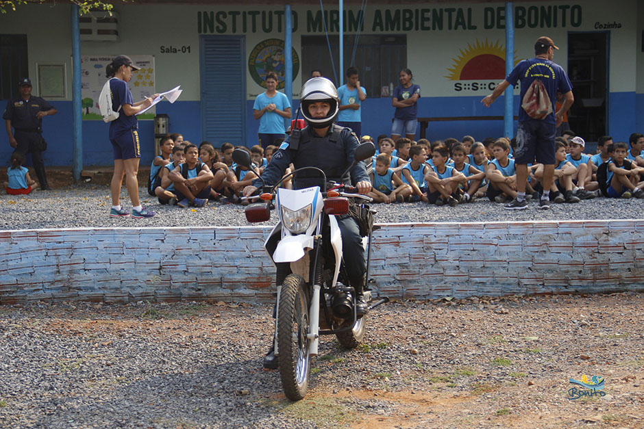 Confira a galeria de fotos do passeio ciclístico do Instituto Mirim Ambiental de Bonito