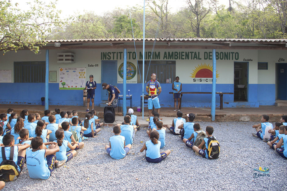 Confira a galeria de fotos do passeio ciclístico do Instituto Mirim Ambiental de Bonito