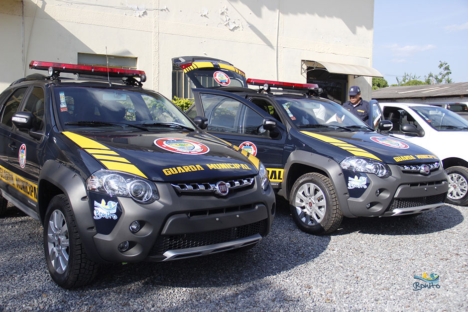 Prefeitura de Bonito entrega novas viaturas, motocicletas e equipamentos para Guarda Municipal