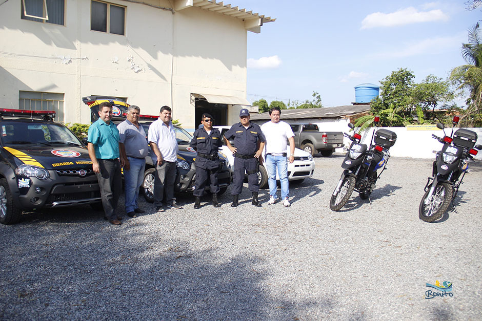 Prefeitura de Bonito entrega novas viaturas, motocicletas e equipamentos para Guarda Municipal