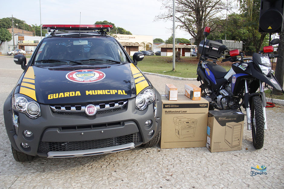 Prefeitura de Bonito entrega novas viaturas, motocicletas e equipamentos para Guarda Municipal