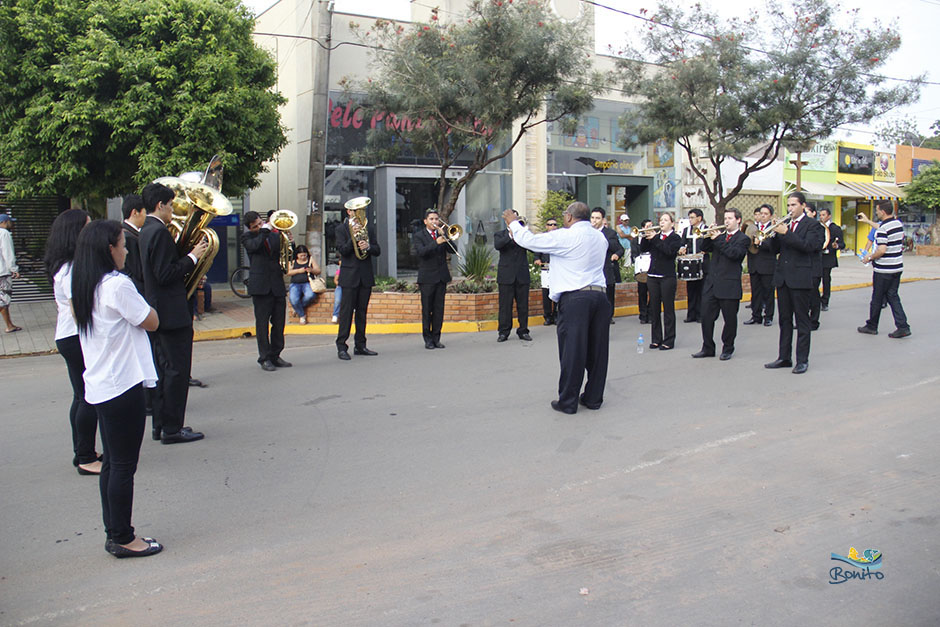 Confira a Alvorada festiva com as Bandas do Exército e da Seleta