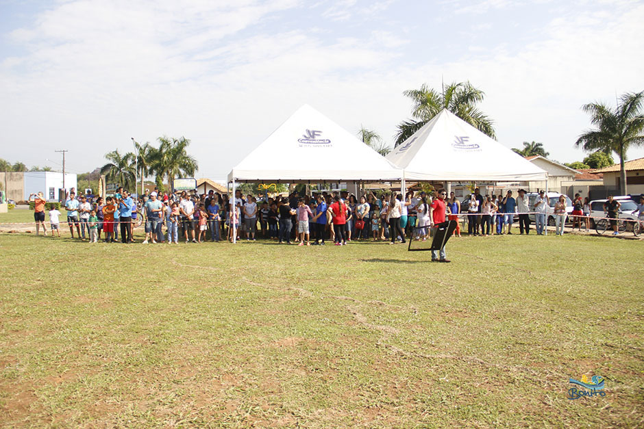 Voo panorâmico de helicóptero para os alunos das escolas municipais de Bonito
